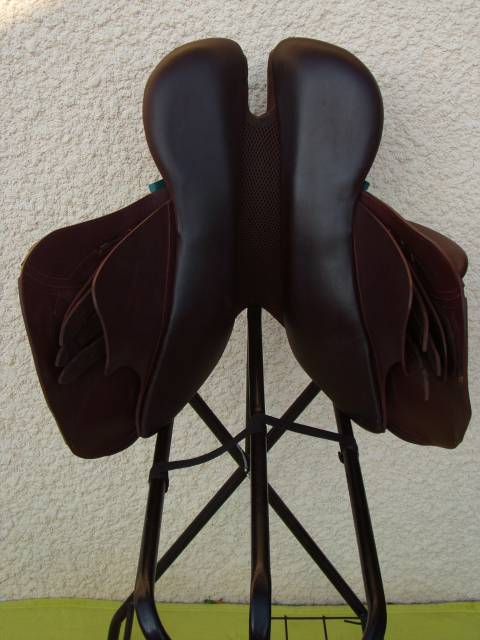 Sella da salto ostacoli Devoucoux Chiberta Enara 17.5" - 2025