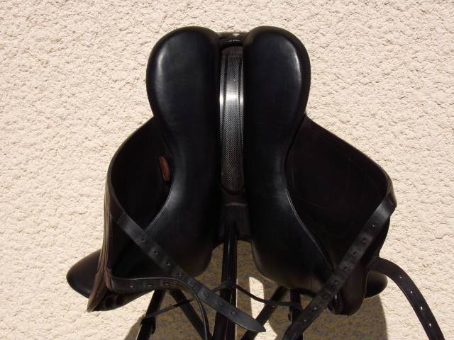 Sella da dressage Devoucoux  18" - 2021