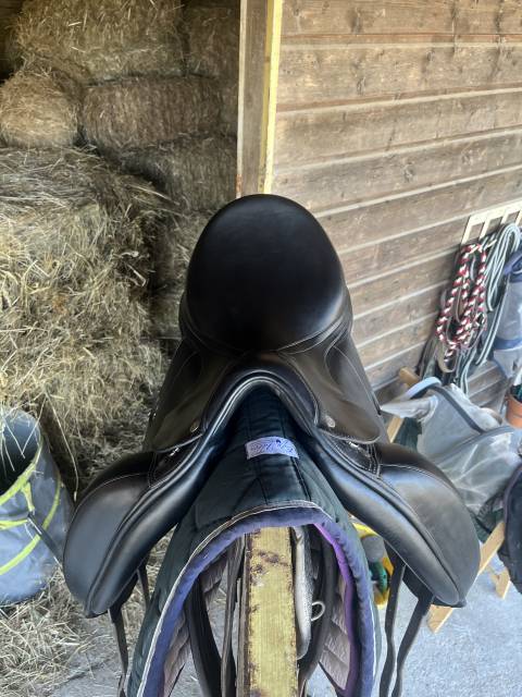 Sella da dressage Equipe  17" - 2020