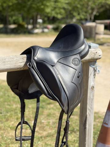 Sella da dressage Antar&egrave;s  17" - 2025