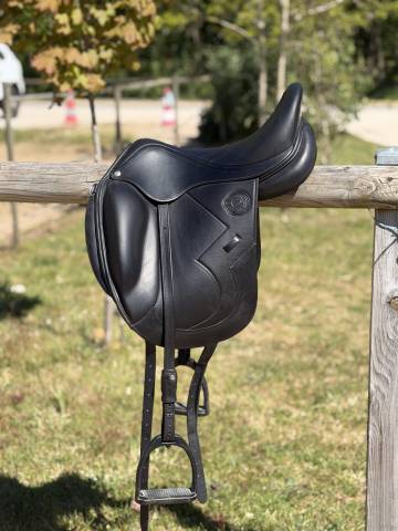 Sella da dressage Antar&egrave;s  17" - 2025