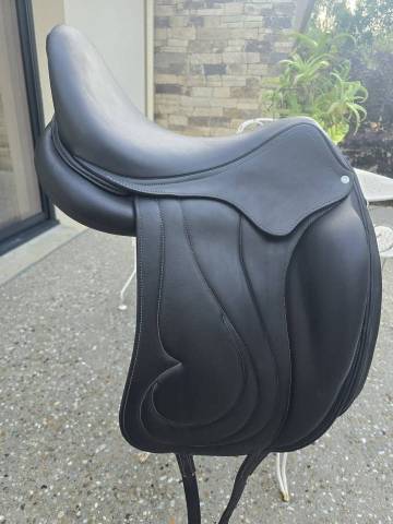 Sella da dressage Antar&egrave;s  17.5" - 2021