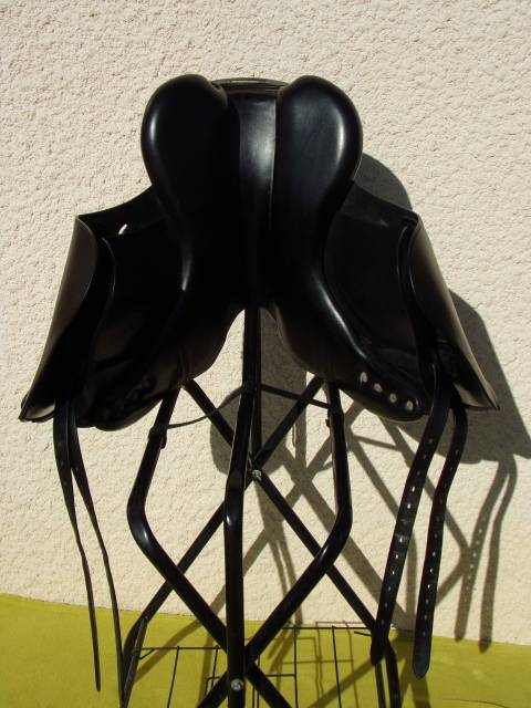 Sella da dressage Delgrange  17.5" - 2014