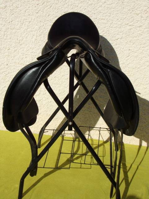 Sella da dressage Delgrange  17.5" - 2014