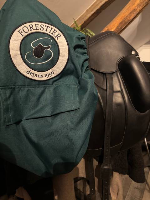 Sella da dressage Forestier  17" - 2022