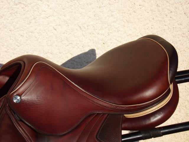 Sella da salto ostacoli CWD  17" - 2022