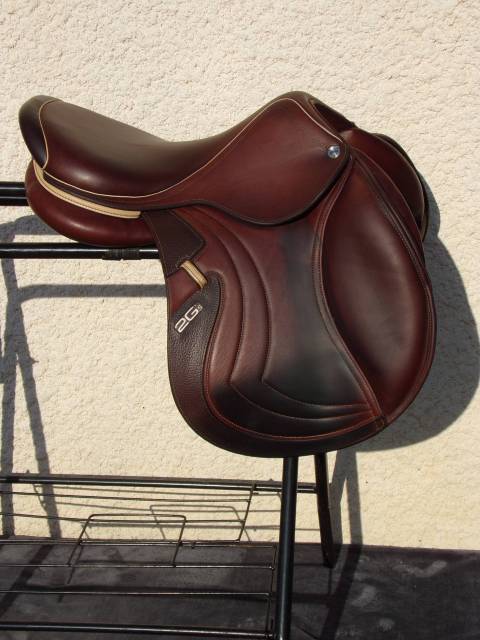 Sella da salto ostacoli CWD  17" - 2022