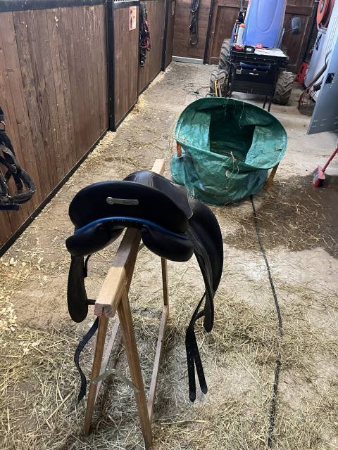 Sella da dressage Butet  17" - 2015