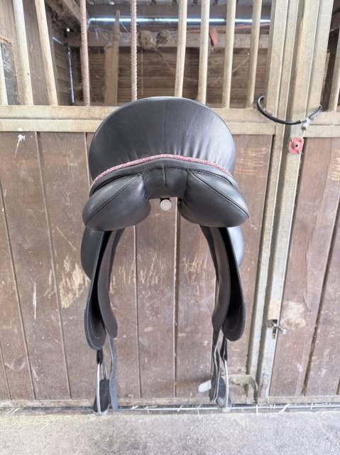 Sella da dressage Passier  17.5" - 2022