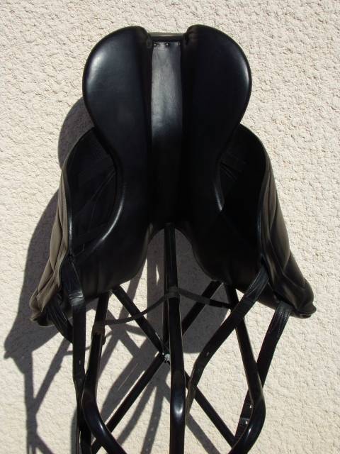 Sella da dressage Forestier  17.5" - 2024