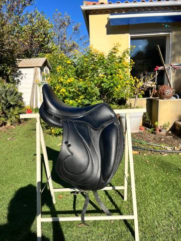 Sella da dressage Antar&egrave;s  17.5" - 2022