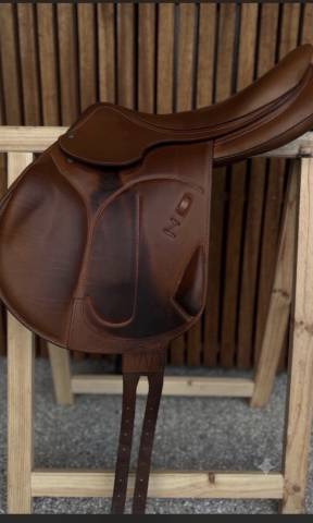 Sella mista  Impromove  17.5" - 2025