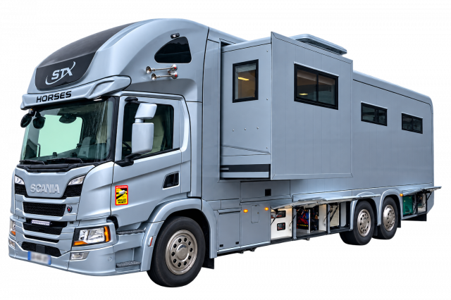 Camion per Cavalli STX scania p410 2021 Occasione
