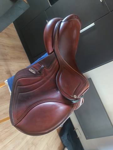 Sella da salto ostacoli CWD  18" - 2020