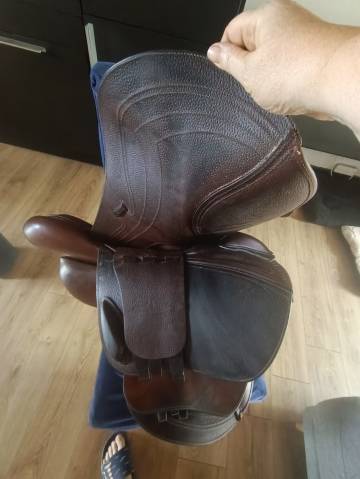 Sella da salto ostacoli CWD  18" - 2020