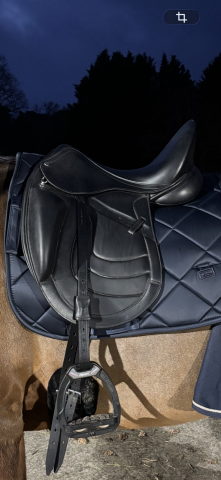Sella da dressage Eric Thomas  17.5" - 2021
