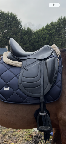 Sella da dressage Eric Thomas  17.5" - 2021