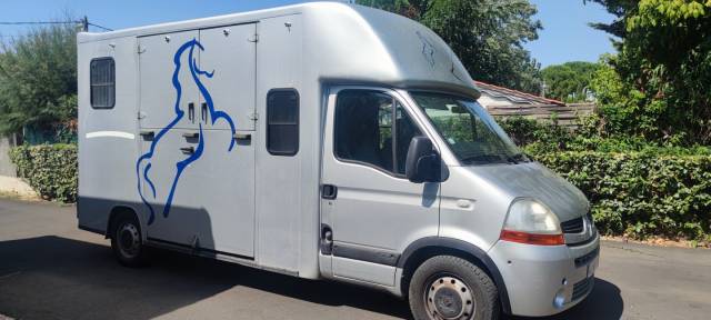 Van per Cavalli Chardron renault Master 2010 Occasione