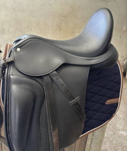 Sella da dressage  Lexhys dressage  15" - 2024