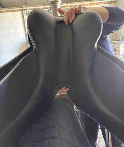 Sella da dressage  Lexhys dressage  15" - 2024