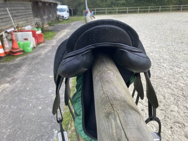 Sella da dressage Sommer Somero 17.5" - 2017