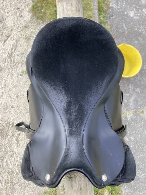 Sella da dressage Sommer Somero 17.5" - 2017