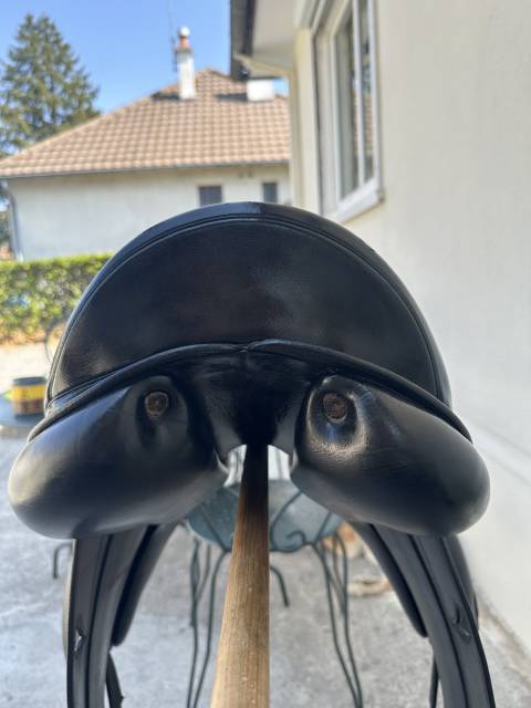 Sella da dressage Equipe  16" - 2013