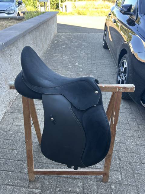 Sella mista Wintec  17" - 2024