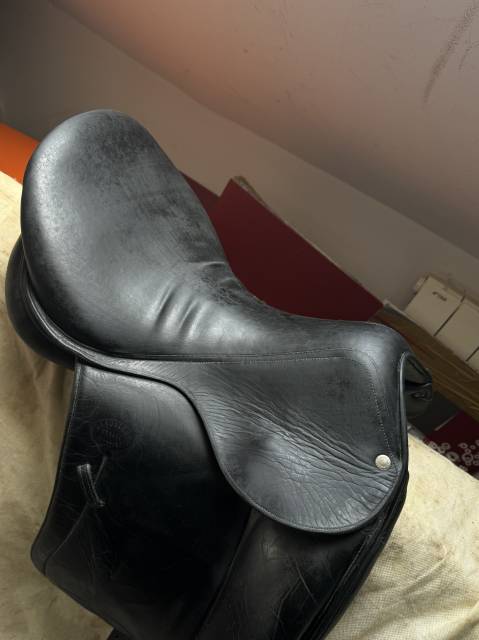 Sella da dressage Devoucoux  17.5" - 1996