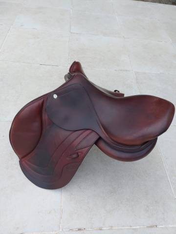 Sella da salto ostacoli CWD  16.5" - 2016