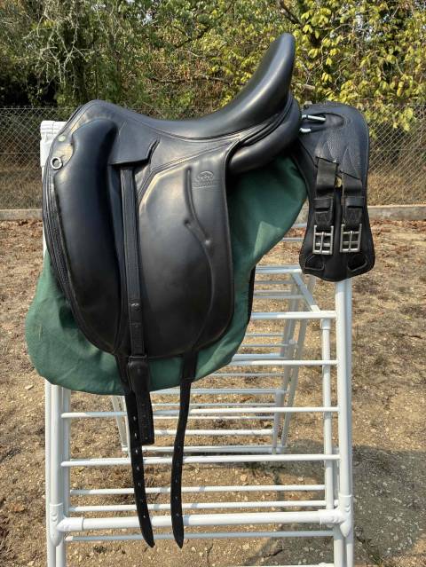 Sella da dressage Devoucoux  17.5" - 2012