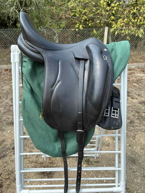 Sella da dressage Devoucoux  17.5" - 2012