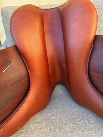 Sella da dressage Herm&egrave;s  17" - 2023