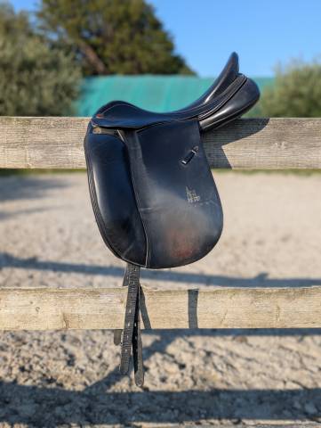 Sella da dressage Prestige Italia  16" - 2010