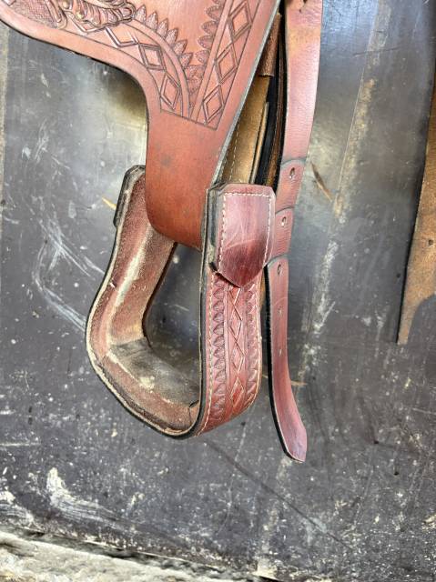 Sella western  HWEST saddlery  17.5" - 2017