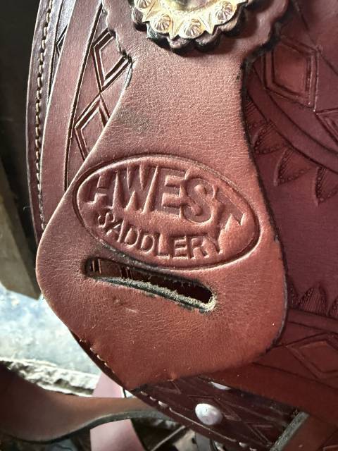 Sella western  HWEST saddlery  17.5" - 2017
