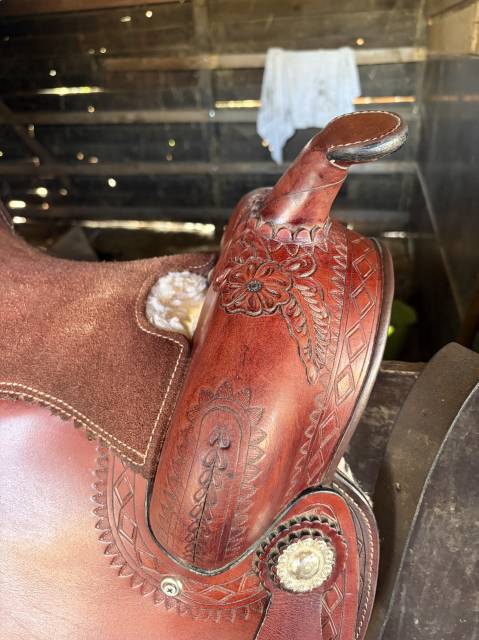 Sella western  HWEST saddlery  17.5" - 2017