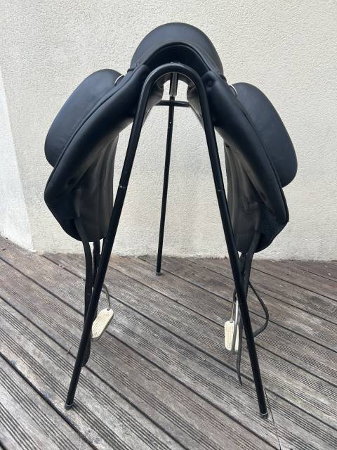 Sella da dressage Forestier  17.5" - 2019