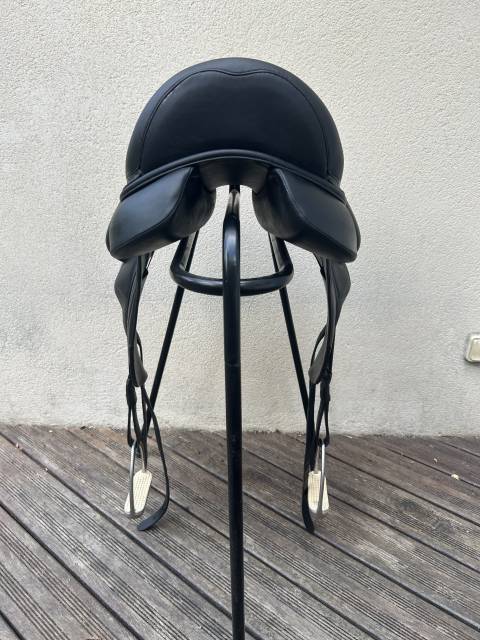 Sella da dressage Forestier  17.5" - 2019