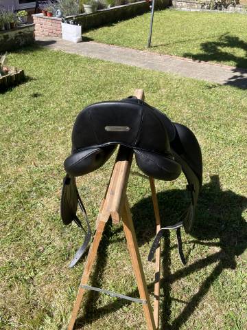 Sella da dressage Antar&egrave;s  17" - 2026