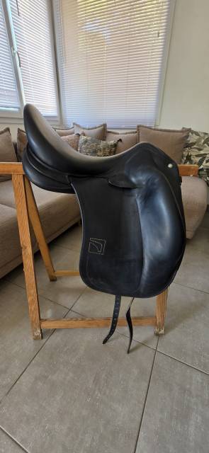 Sella da dressage Childeric  17.5" - 2021