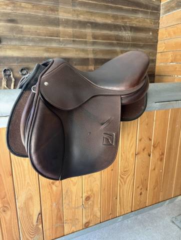 Sella mista Childeric FMP 17.5" - 2023