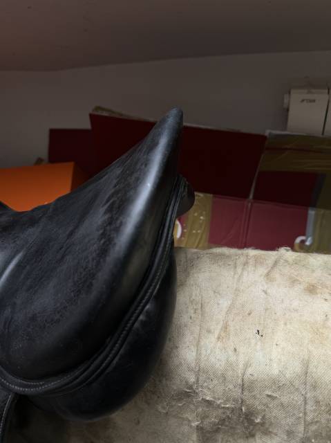 Sella da dressage Devoucoux  17.5" - 1996