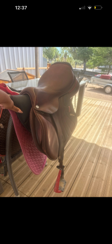 Sella da salto ostacoli CWD  17.5" - 2022
