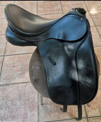 Sella da dressage Bates  17.5" - 2017