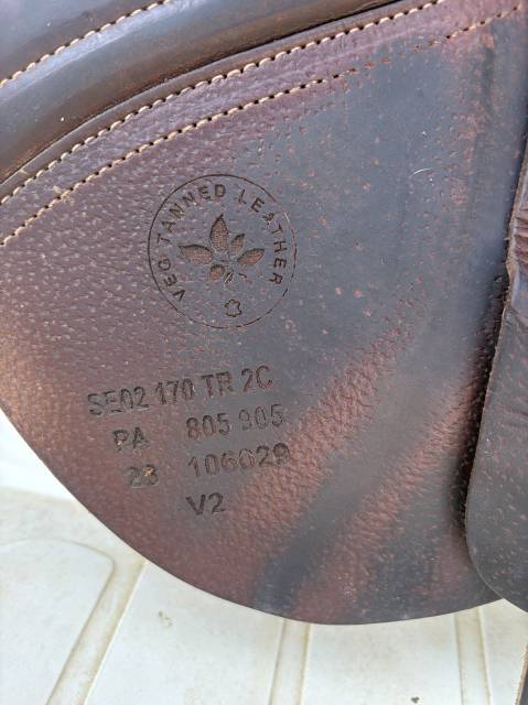 Sella da salto ostacoli CWD  17" - 2023
