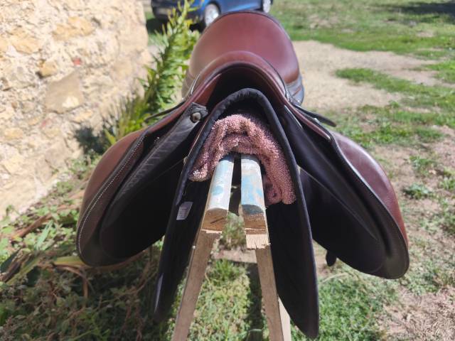 Sella da salto ostacoli Forestier  16" - 2018