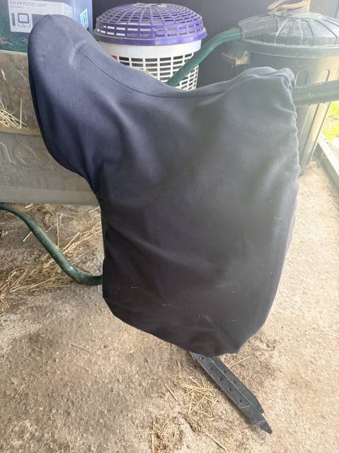 Sella da dressage   17.5" - 2024