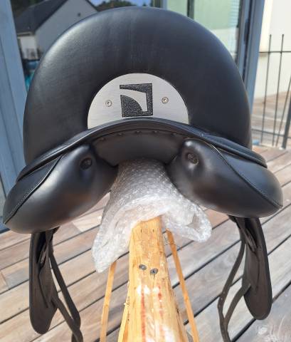 Sella da dressage Childeric  17.5" - 2023