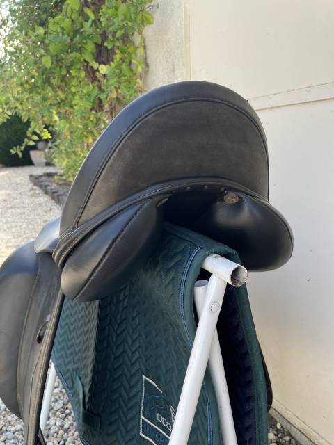 Sella da dressage   17.5" - 2016
